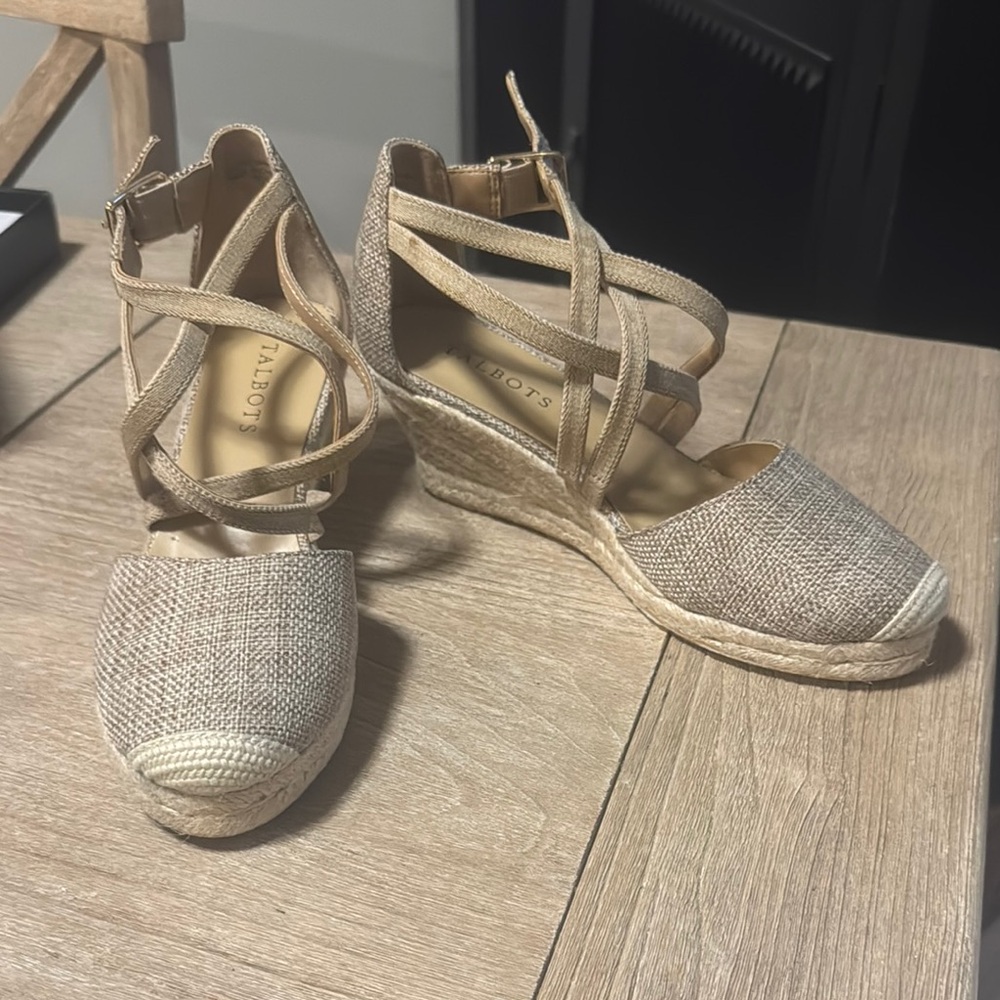Talbots Lyndsay Strappy Espadrille Wedge Sandals Color Natural size 7 NWT